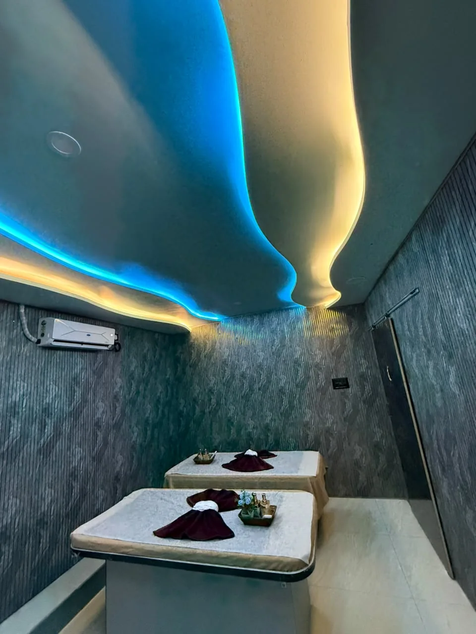 Soft lighting at Splendora Wellness Spa